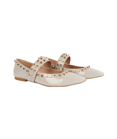 Pointed Studded Flats
