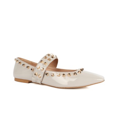 Pointed Studded Flats