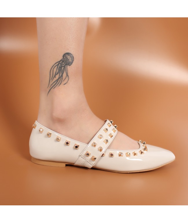 Pointed Studded Flats