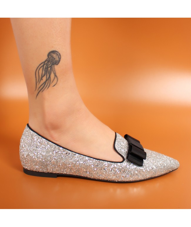 Shiny Bow Flat Shoes