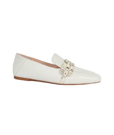 Square toe casual flats