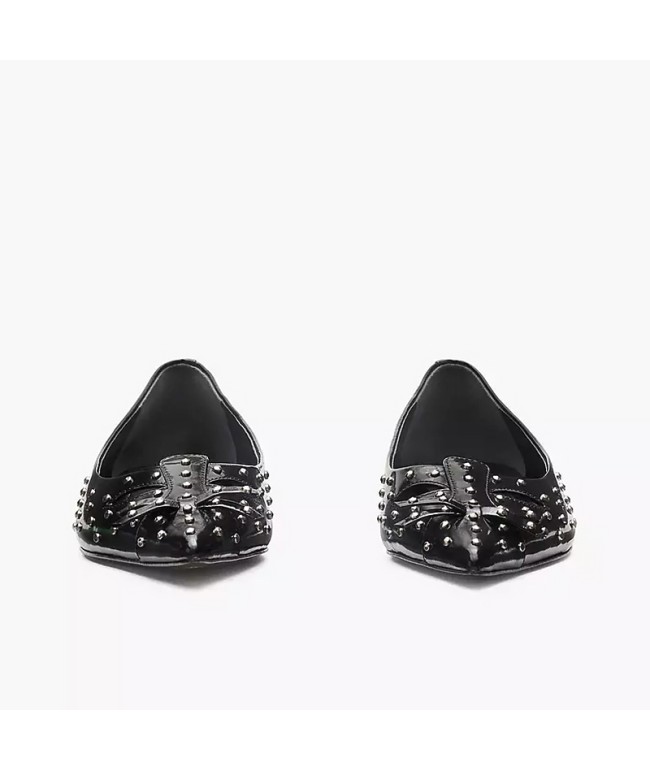 Black pointed-toe ballet flats