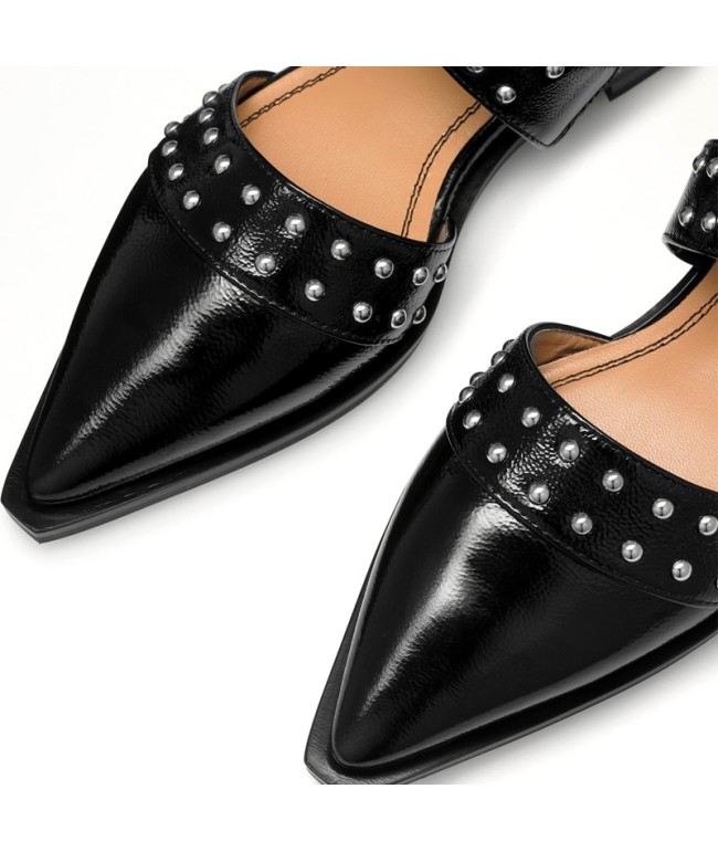 Leather Buckle Flat Sandals