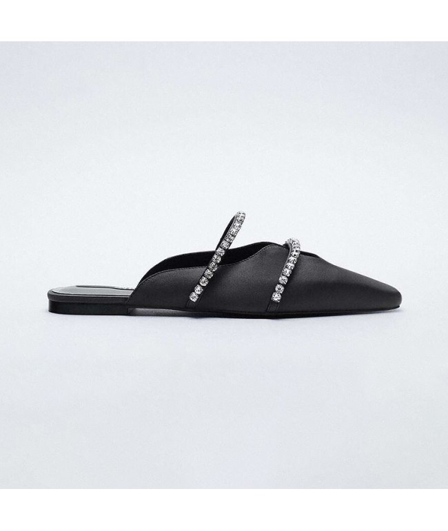 Casual flat mules